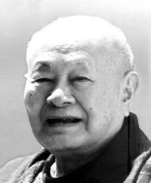 梁威林照片（1）.jpg