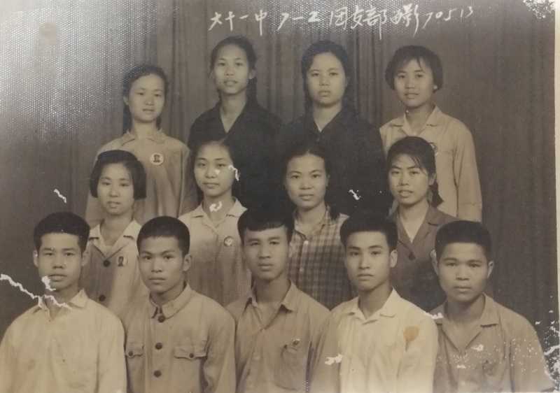 六十一中7-2团支部留影70513 1.jpg